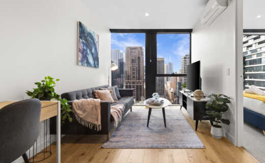 Short stay apartments Melbourne CBD for 7+ nights - Astra Apartments in Collins House